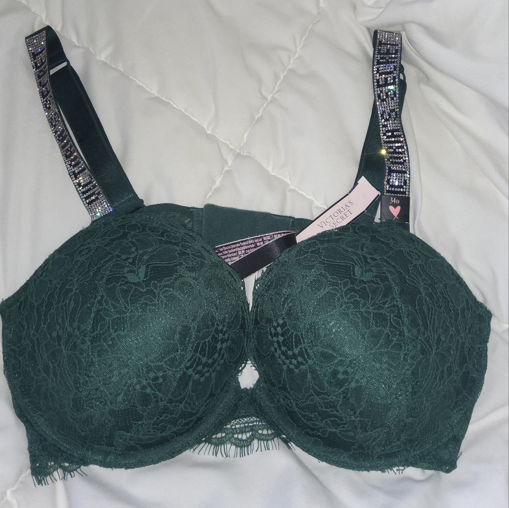 Victoria's Secret Green Lace Bra very sexy push up